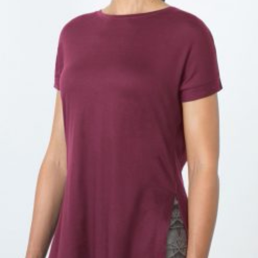 Pixel Side Split Tee - Team Maroon